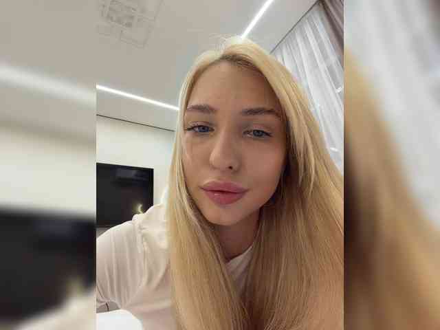 EwaBrown Sex Cam Show