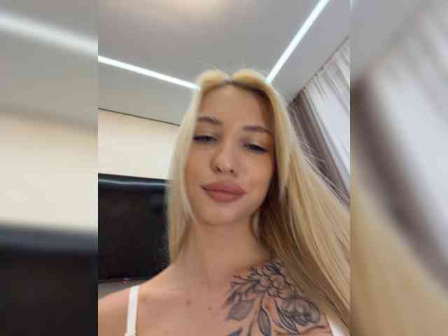 EwaBrown Sex Cam Show