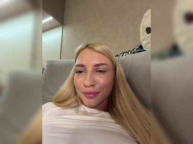 Cristi-Candy webcam
