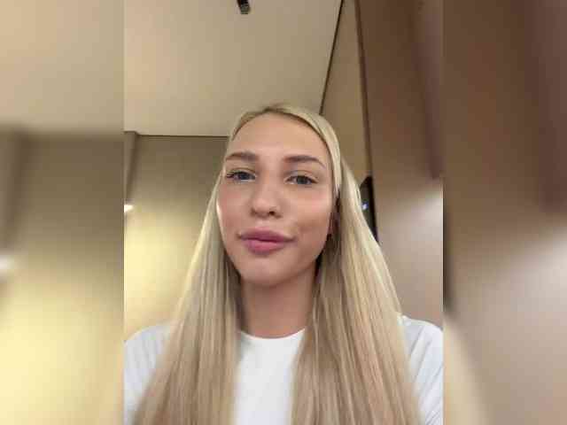 EwaBrown Sex Cam Show