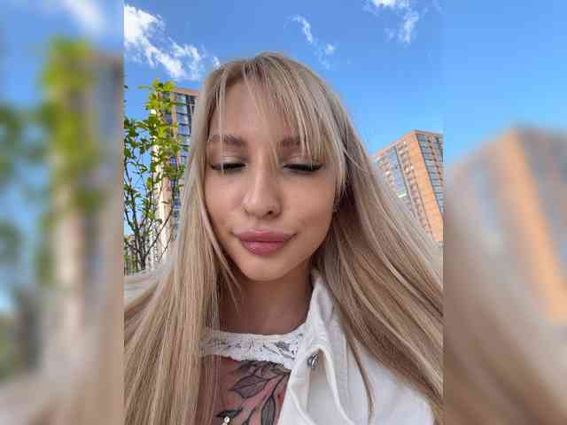 Cristi-Candy webcam