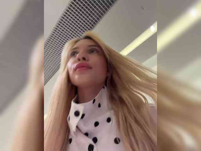 Cristi-Candy webcam