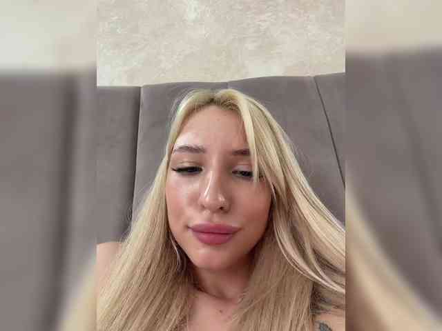 Cristi-Candy webcam