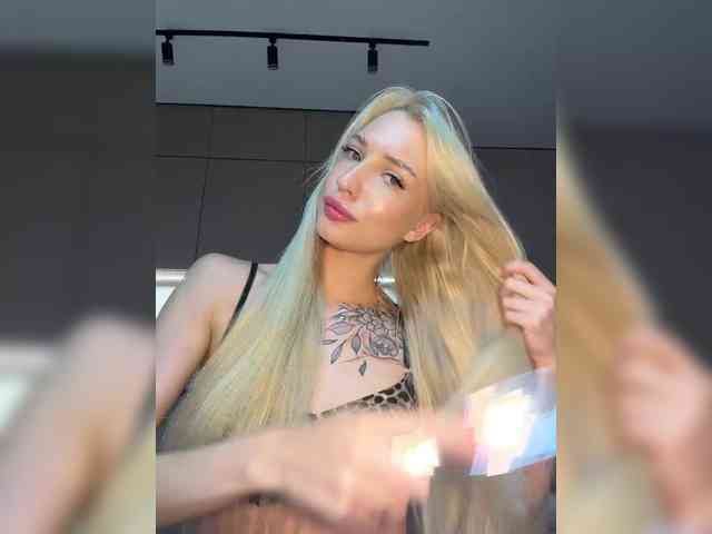 Cristi-Candy webcam