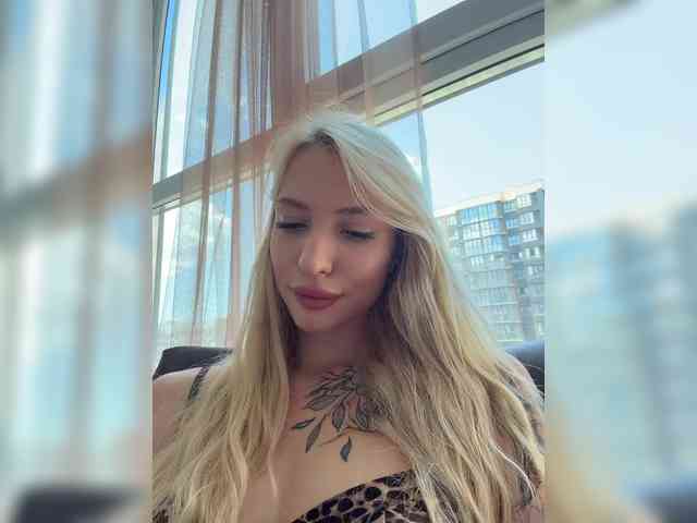 sex cam live EwaBrown