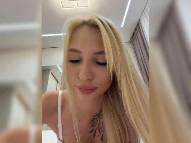 Cristi-Candy webcam