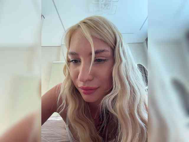 EwaBrown Sex Cam Show