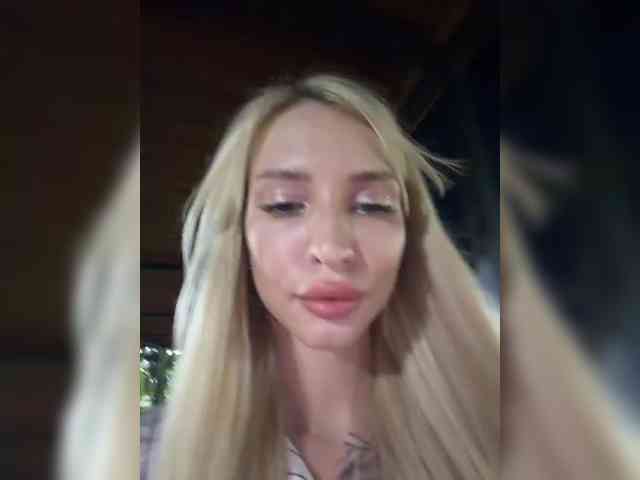 Cristi-Candy webcam