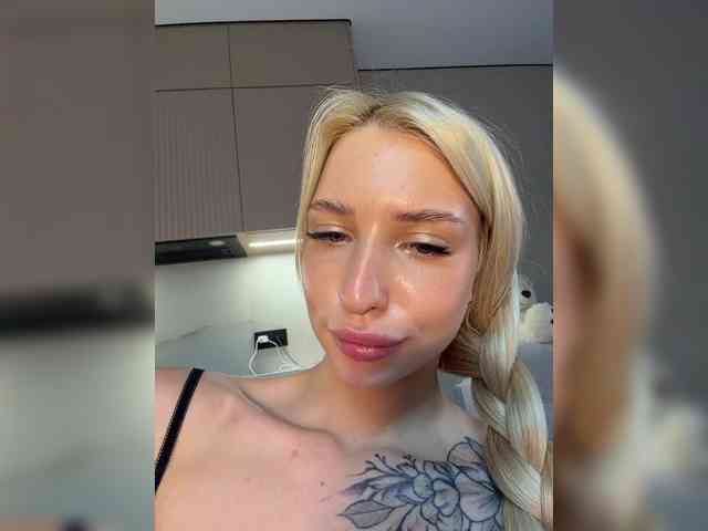 Cristi-Candy webcam