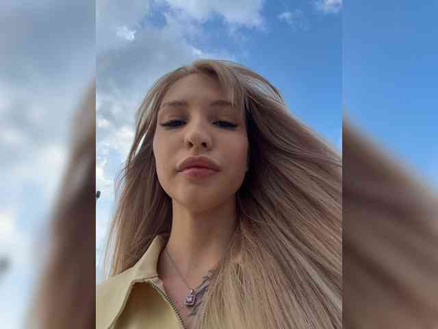 Cristi-Candy webcam