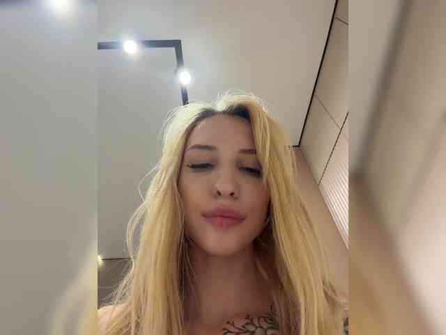 Cristi-Candy webcam