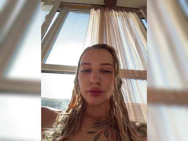 Cristi-Candy webcam