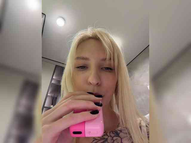 sex cam live EwaBrown