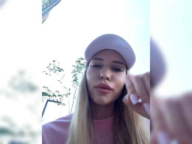 Cristi-Candy webcam