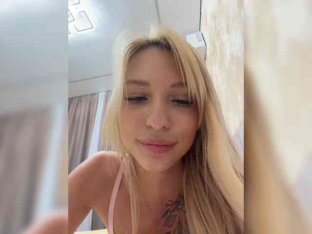 Cristi-Candy webcam