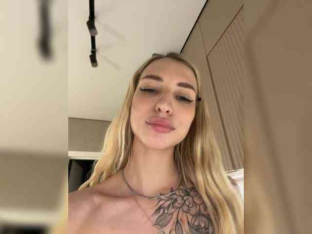 Cristi-Candy webcam