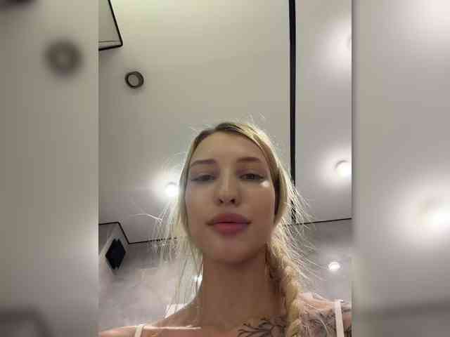 Cristi-Candy webcam