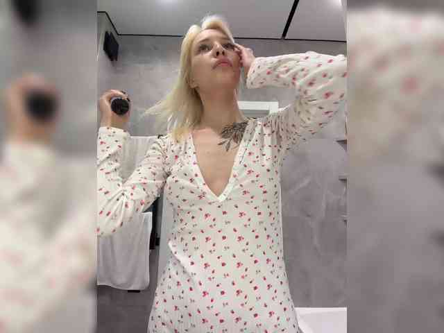 sex cam live EwaBrown