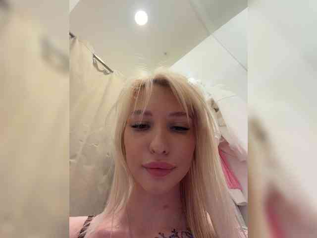 EwaBrown Live Webcam on BongaCams