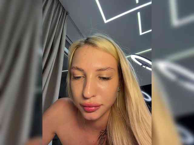 Cristi-Candy webcam