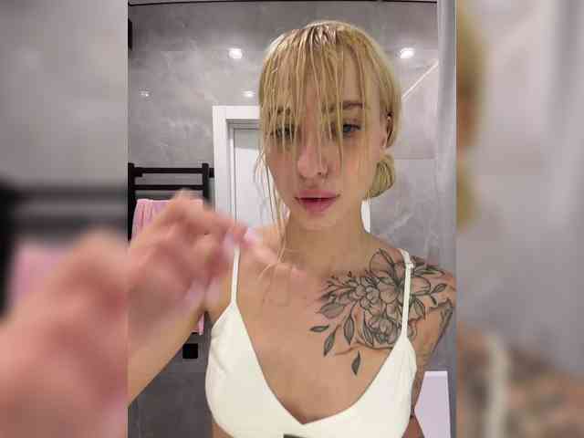 EwaBrown Sex Cam Show