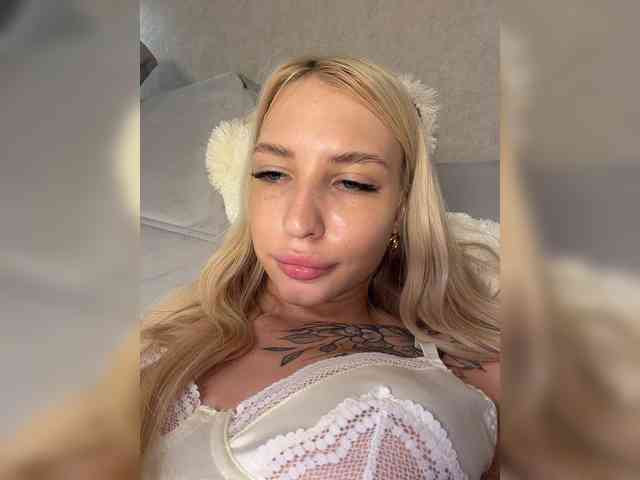 Cristi-Candy webcam