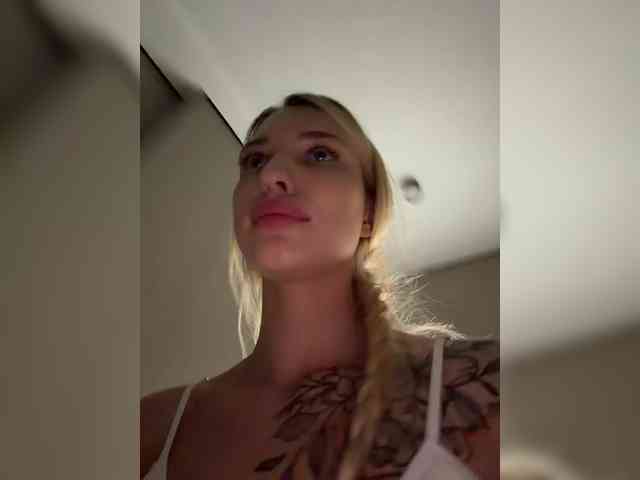 Cristi-Candy webcam