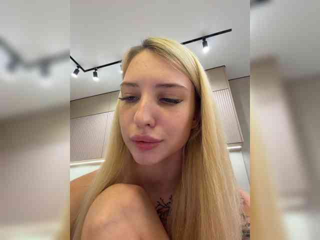 Cristi-Candy webcam