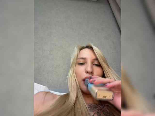 Cristi-Candy webcam