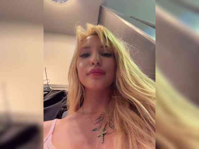 Cristi-Candy webcam