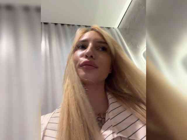 Cristi-Candy webcam