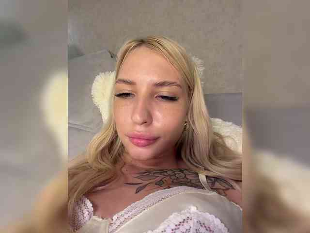 Cristi-Candy webcam