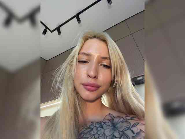 Cristi-Candy webcam