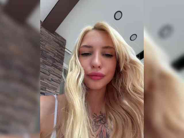 EwaBrown Sex Cam Show