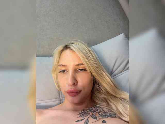 Cristi-Candy webcam