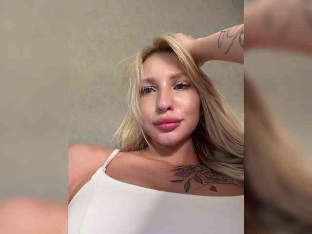 Cristi-Candy webcam