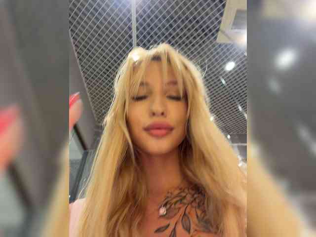 Cristi-Candy webcam