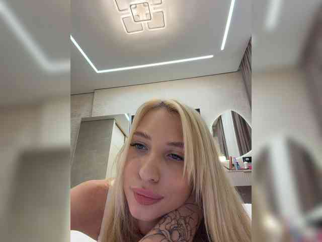 Cristi-Candy webcam
