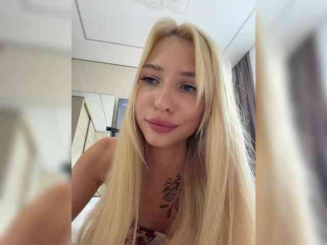EwaBrown Sex Cam Show