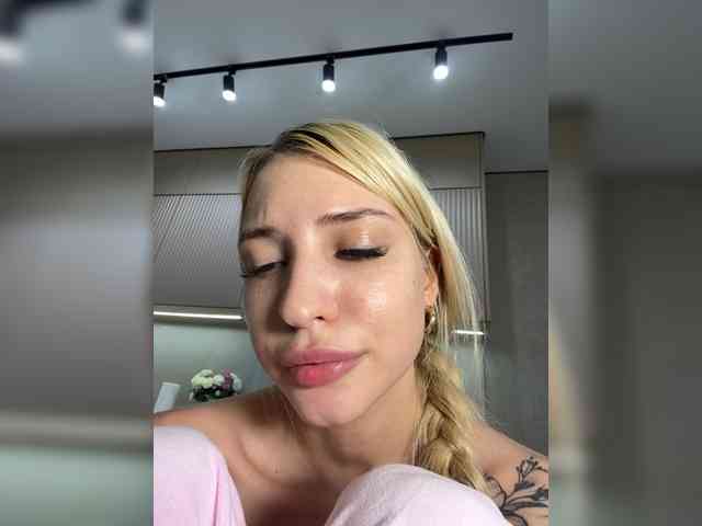 Cristi-Candy webcam