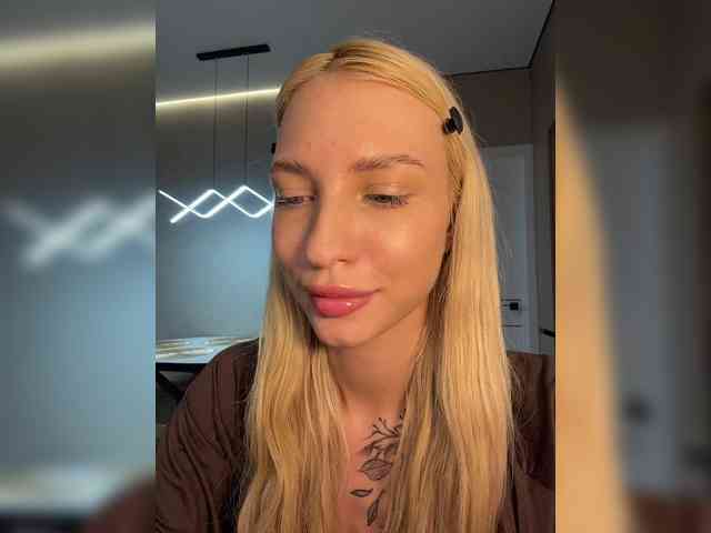 EwaBrown Sex Cam Show