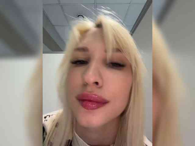 Cristi-Candy webcam