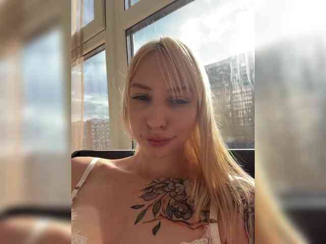 EwaBrown Live Webcam on BongaCams