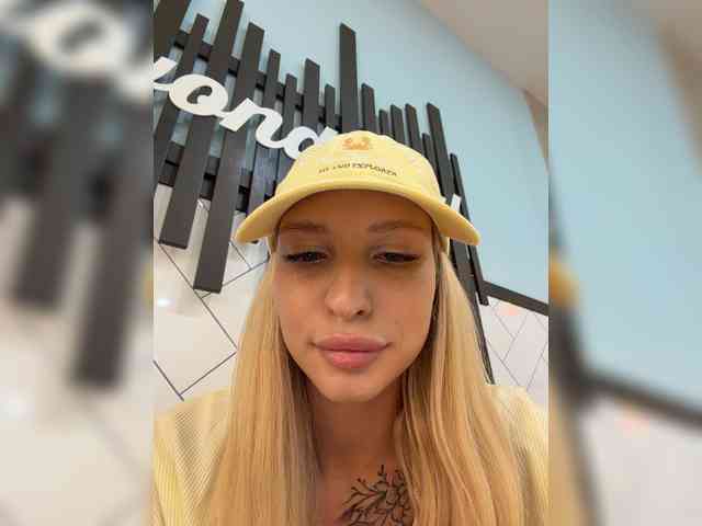 Cristi-Candy webcam