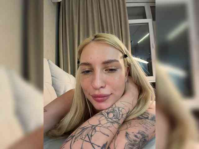 EwaBrown Sex Cam Show
