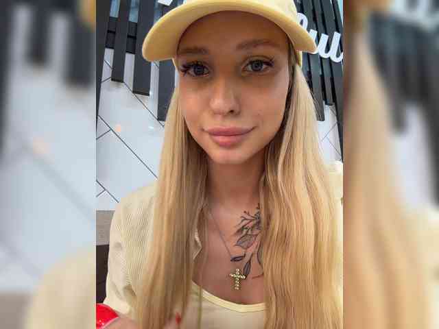 Cristi-Candy webcam