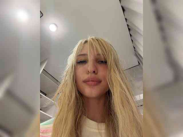 EwaBrown Live Webcam on BongaCams