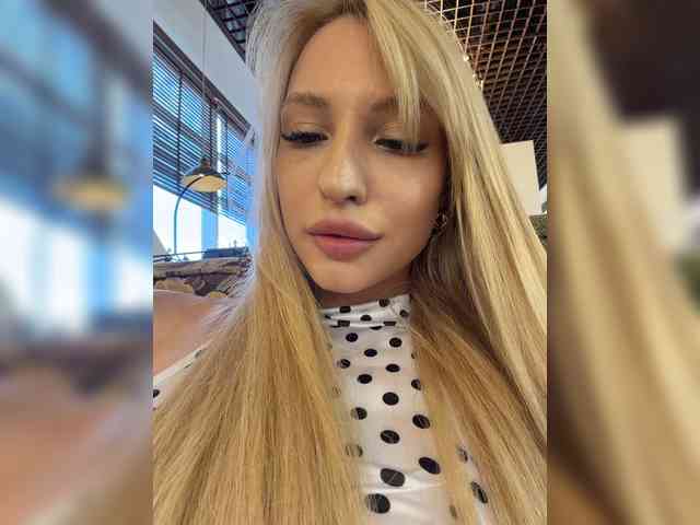 Cristi-Candy webcam