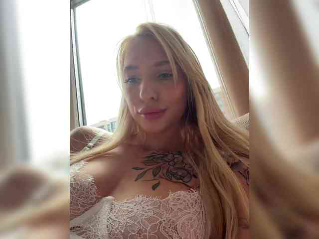 EwaBrown Sex Cam Show