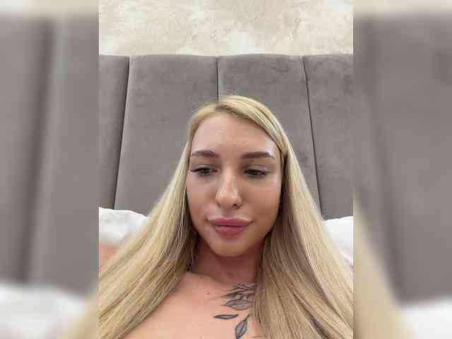 EwaBrown Sex Cam Show
